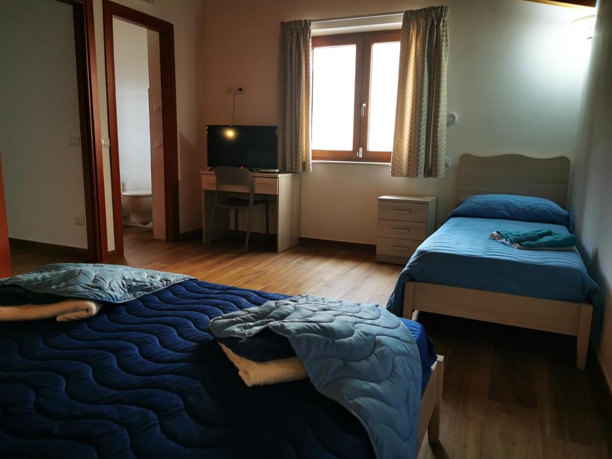 Agriturismo B&B Il Girasole Roccadaspide Екстер'єр фото