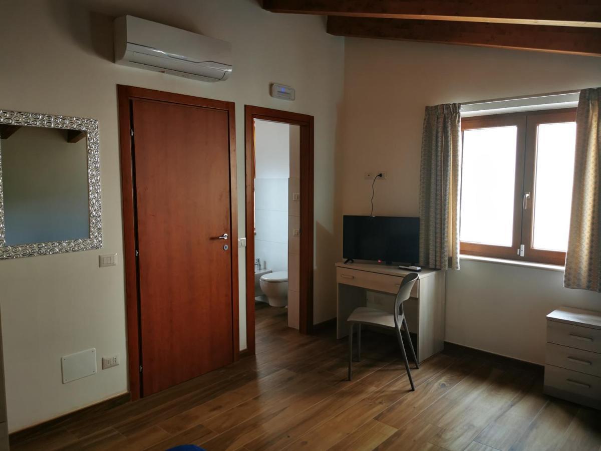 Agriturismo B&B Il Girasole Roccadaspide Екстер'єр фото